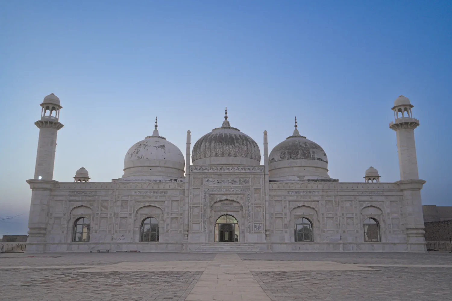 Abbasia Shahi Mosque Derawar