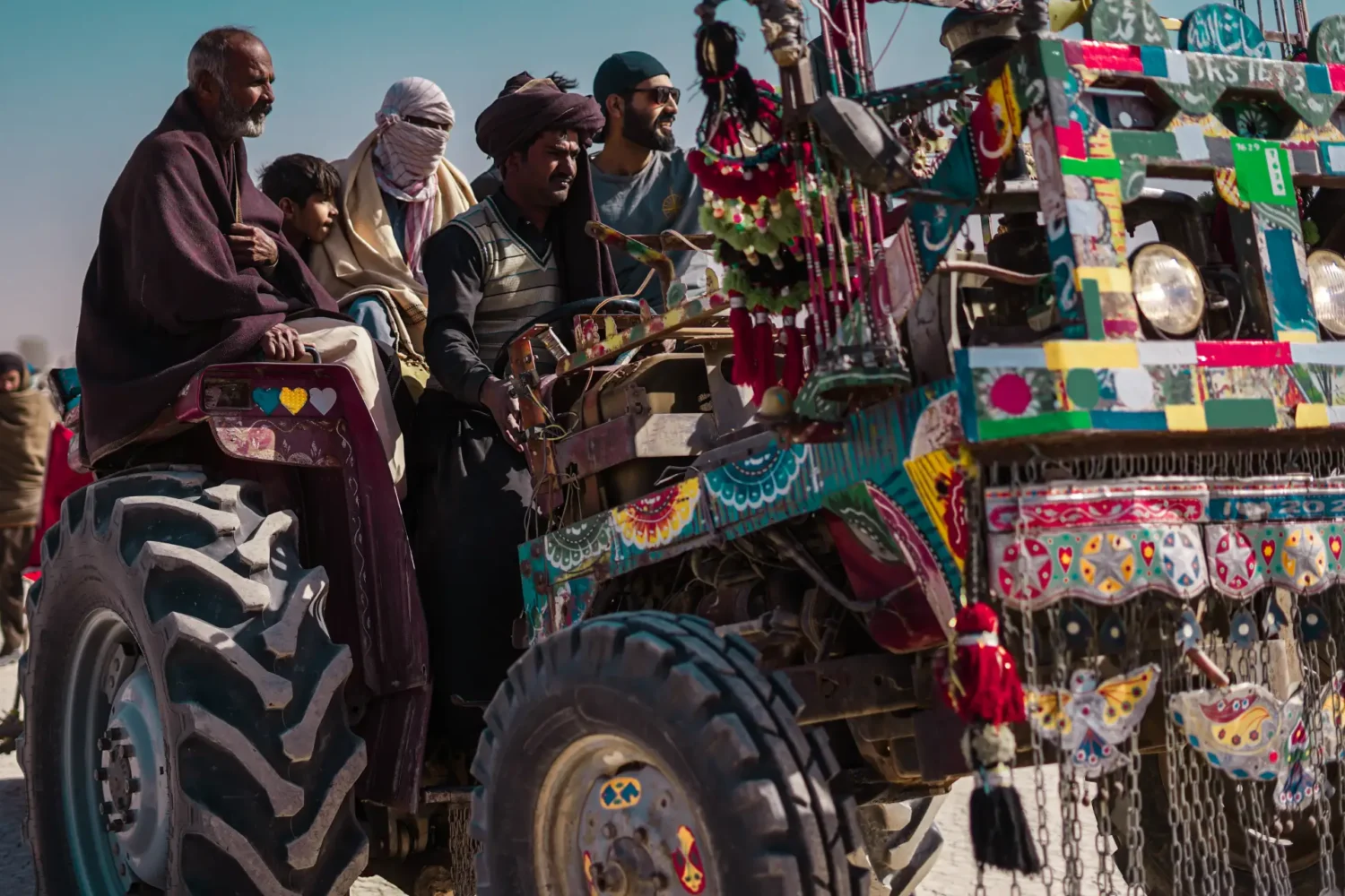 Locals enjoying at Cholistan jeep rally